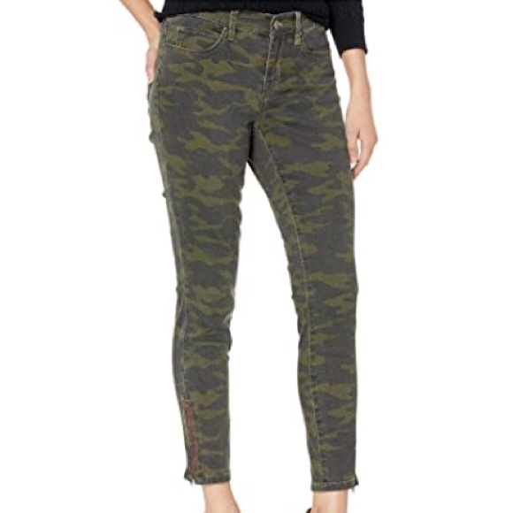 Nicole Miller Pants - NWT Nicole Miller Pants